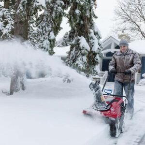 3 essential tips to buy snow blowers from snow blower clearance sale