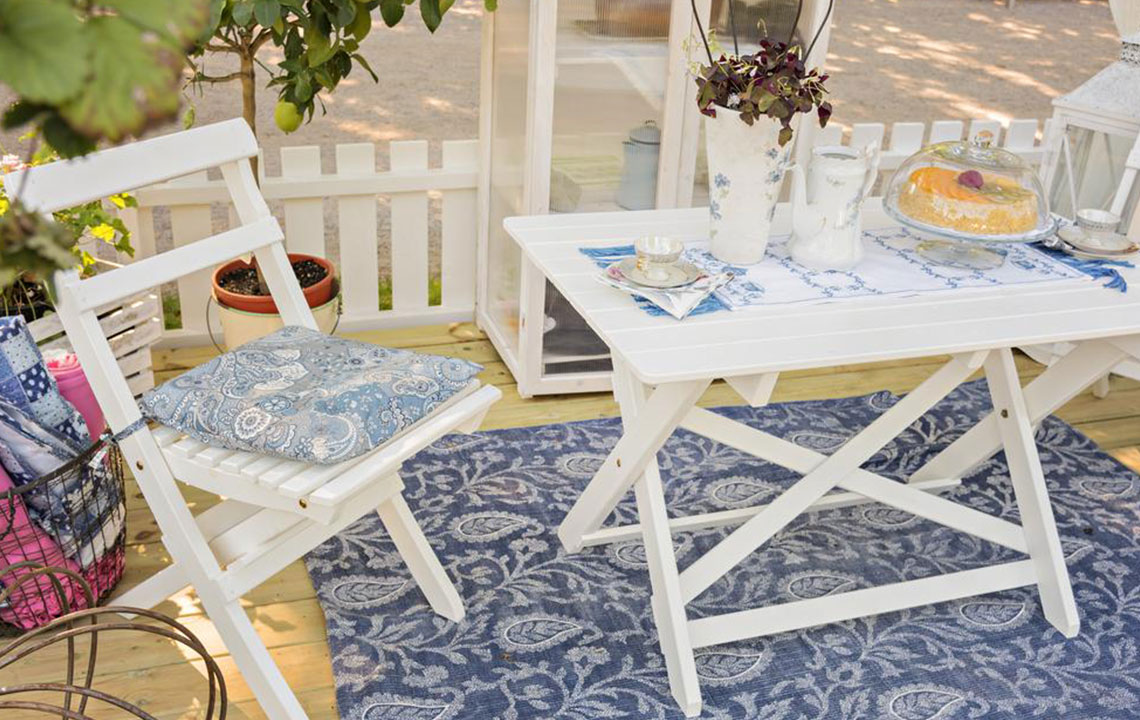 How to keep your outdoor rugs brand new all the time