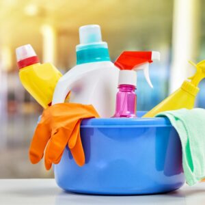 Make the best home cleaning products with natural ingredients