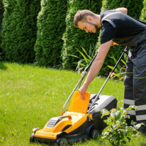 Points to remember when operating lawn movers