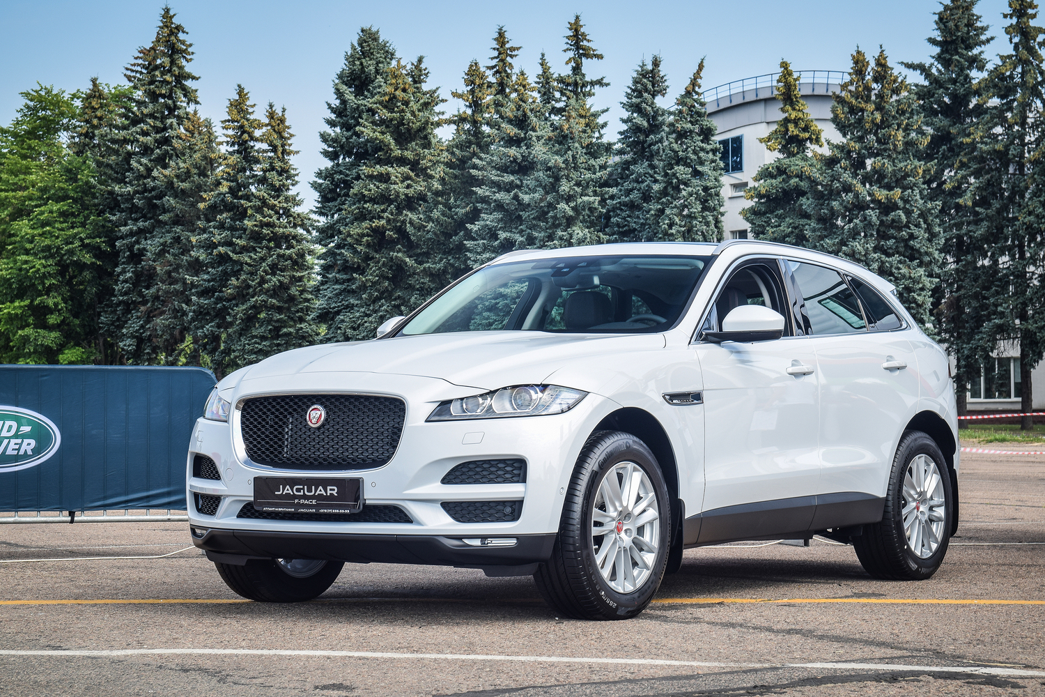 Here&#8217;s Why The Jaguar F-PACE Can Be Your Next Luxury SUV