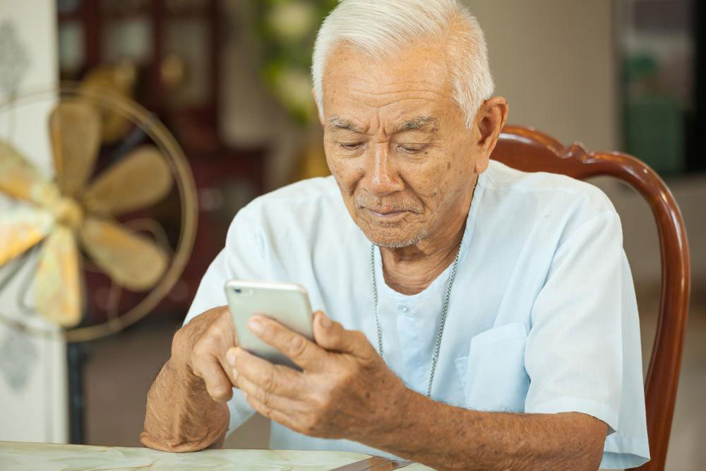 These are must-have AARP cellphones for seniors