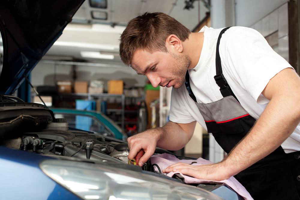 Your handy checklist for car maintenance