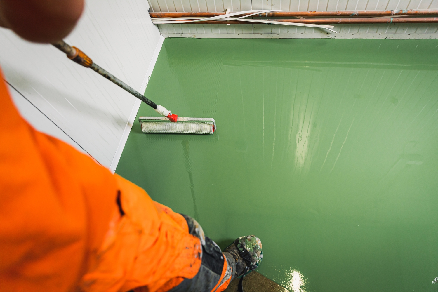 How to Choose the Right Epoxy Pool Paint